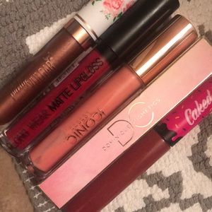 NEVER USED ! FULL-SIZE lipgloss assortment !!!